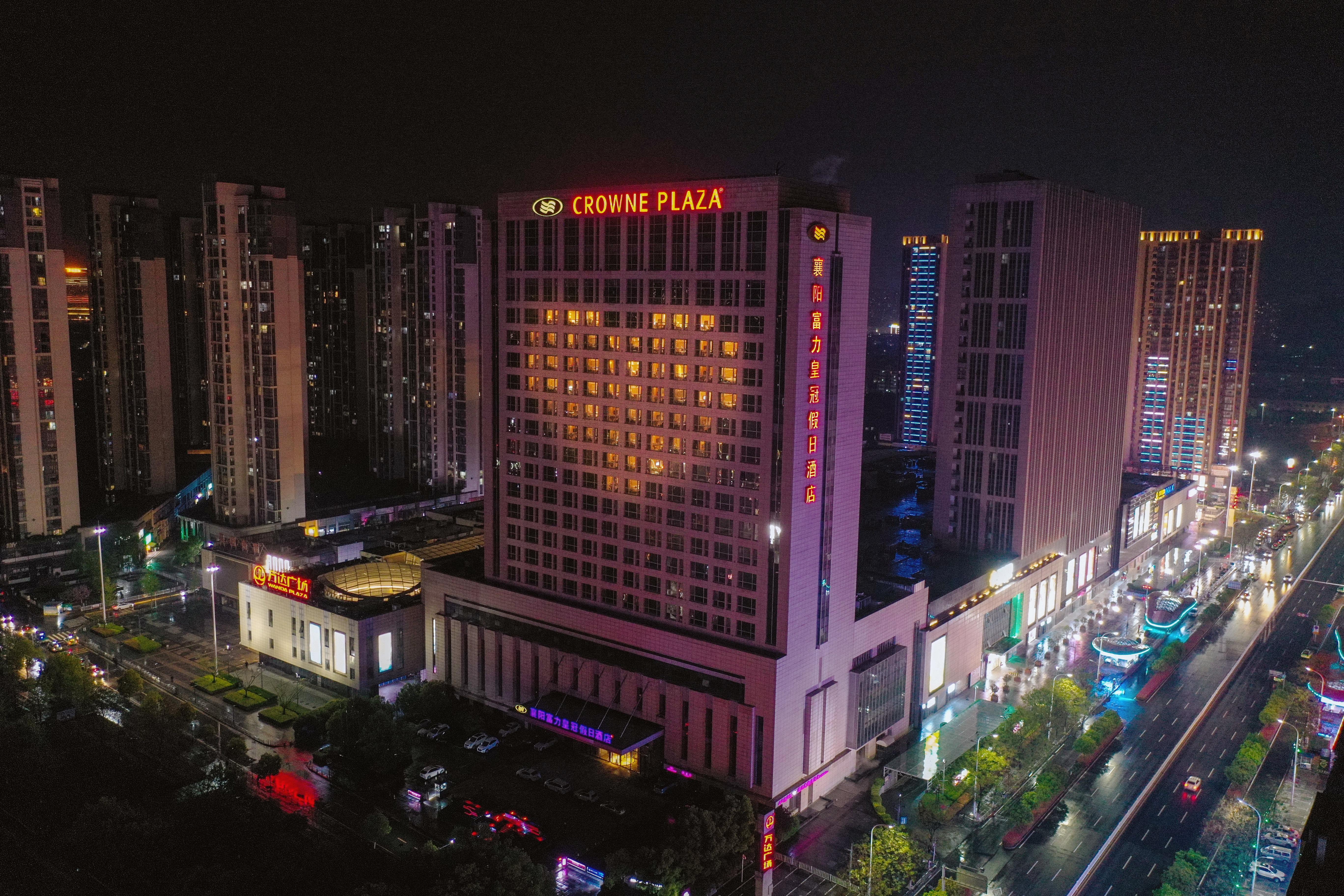 Crowne Plaza Xiangyang By Ihg Hotell Exteriör bild
