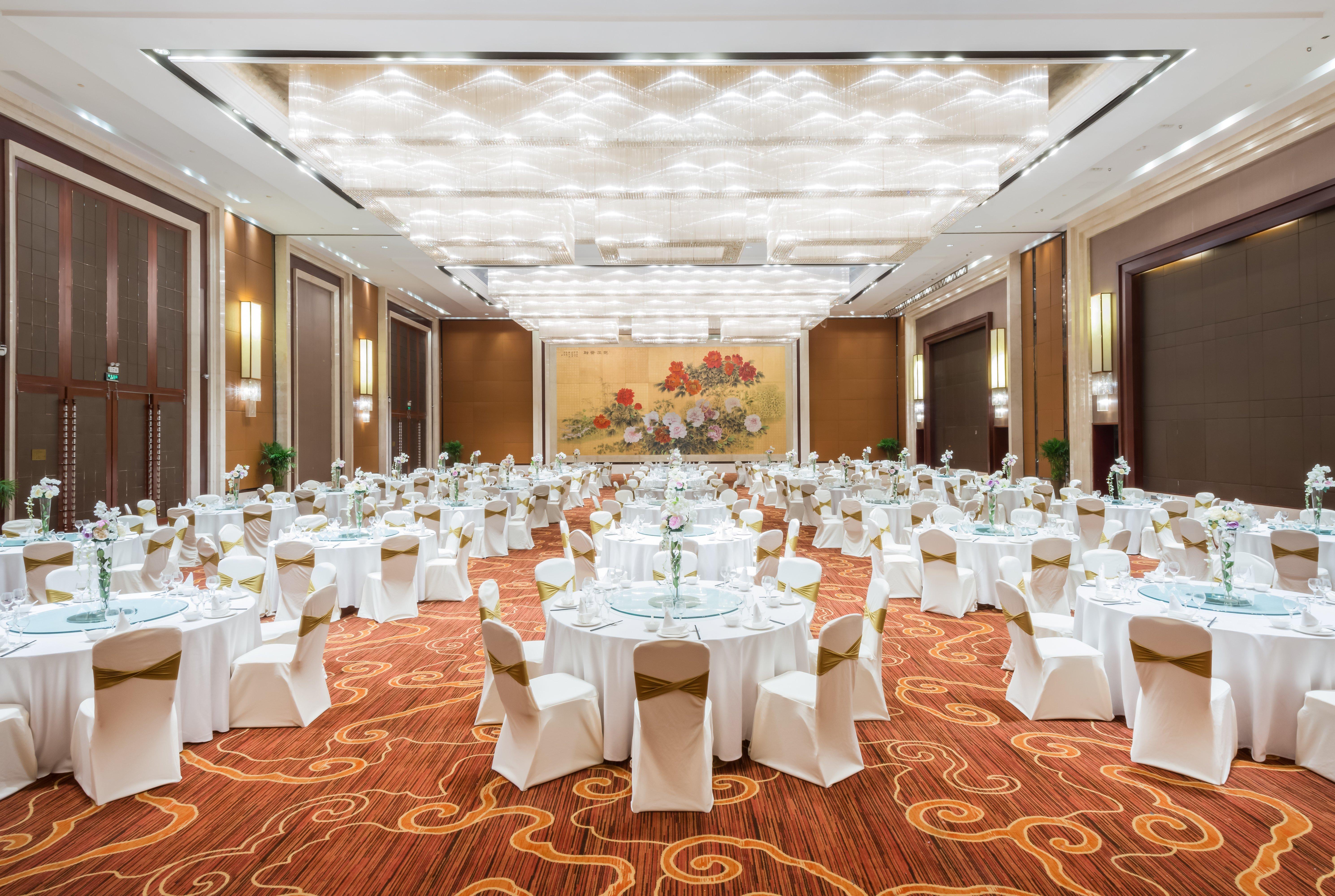 Crowne Plaza Xiangyang By Ihg Hotell Exteriör bild