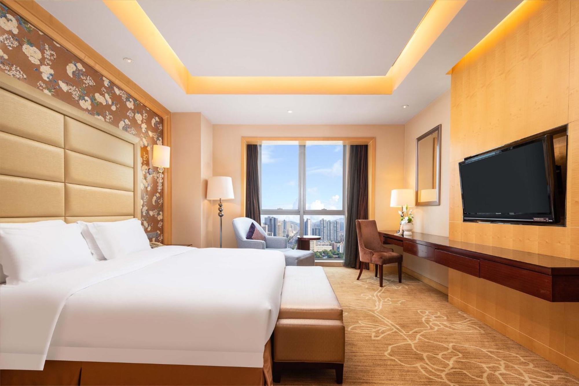 Crowne Plaza Xiangyang By Ihg Hotell Exteriör bild